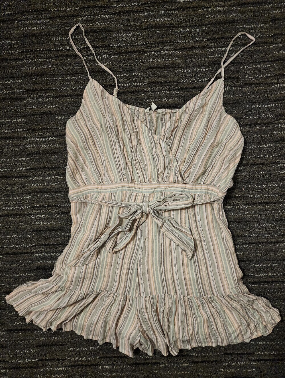 American Eagle Striped Romper Tie Waist Adjustable Straps Women's XL Lined EUC